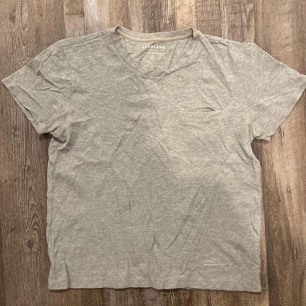 Everlane pique cropped pocket tee